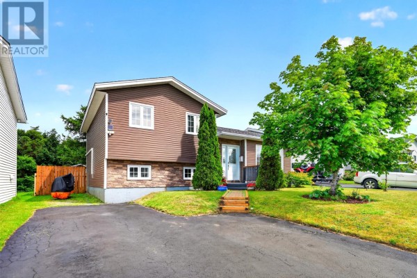 12 Leger Crescent, Mount Pearl, NL, photo 2