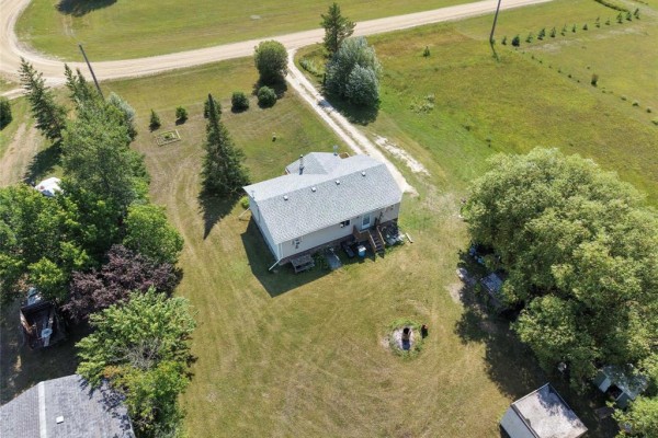 Laundry room - 12 Linden Drive, Lac Du Bonnet Rm, MB R0E1A0 Photo 5