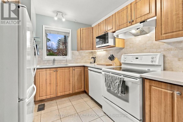 12 Maclean Street, Ottawa, ON K1S3E9 Photo 4