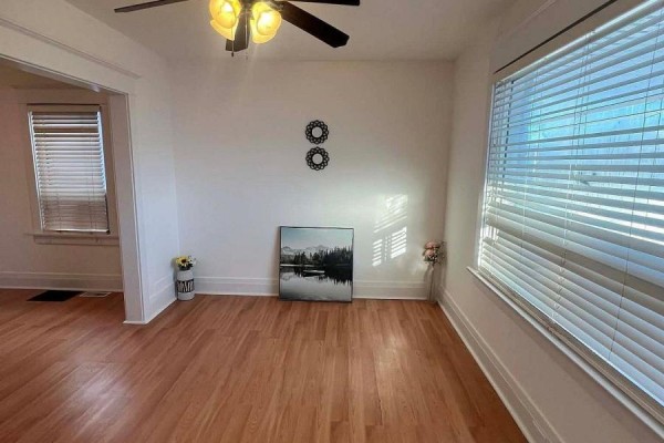 12 Mahoney Avenue, Toronto, ON, photo 3