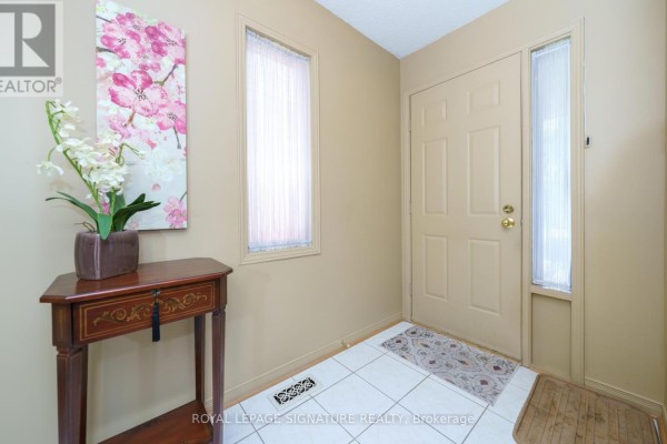 12 Manilow Street, Toronto, ON, photo 3