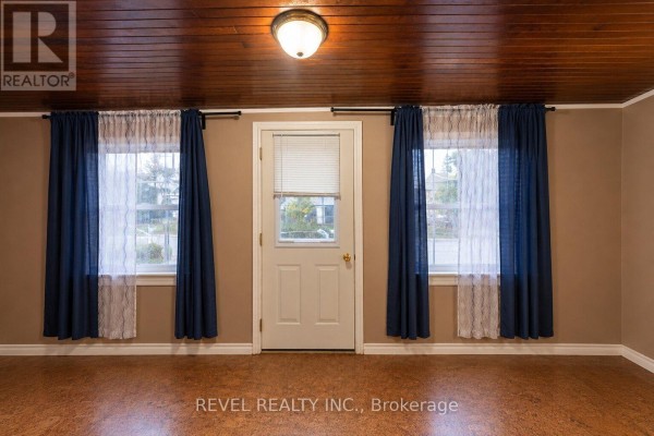 4pc Bathroom - 12 Merigold Street, St  Catharines, ON L2S2N3 Photo 4