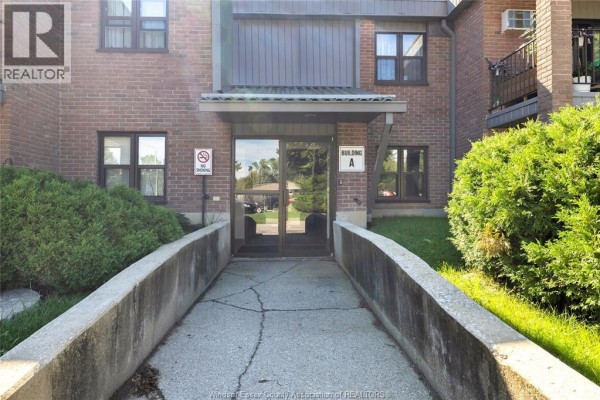 12 Montgomery Unit# A205, Wallaceburg, ON, photo 3