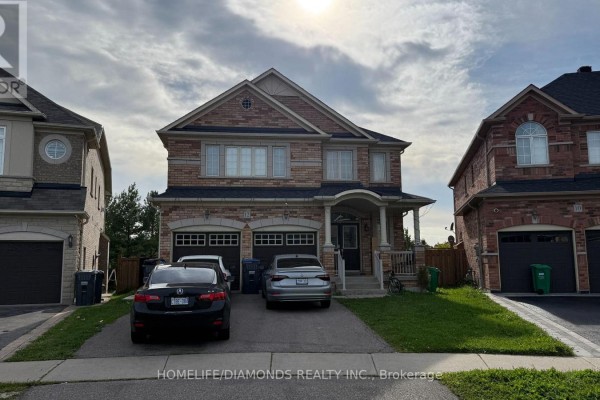 12 Oakhaven Road, Brampton, ON L6P2Y3 Photo 2