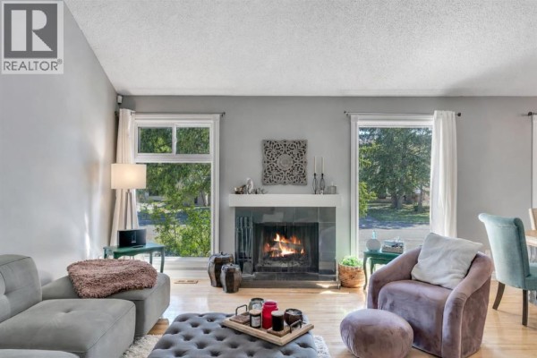 4pc Bathroom - 12 Oakvale Place Sw, Calgary, AB T2V1H4 Photo 4