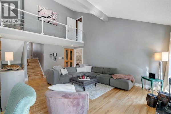 Office - 12 Oakvale Place Sw, Calgary, AB T2V1H4 Photo 5