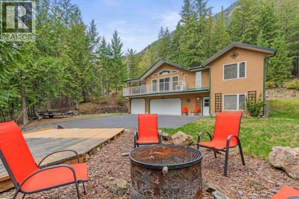 Bedroom - 12 Old Town Road, Sicamous, BC V0E2V4 Photo 3