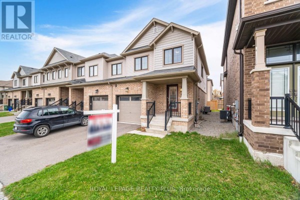 12 Pagebrook Crescent, Hamilton, ON, photo 2