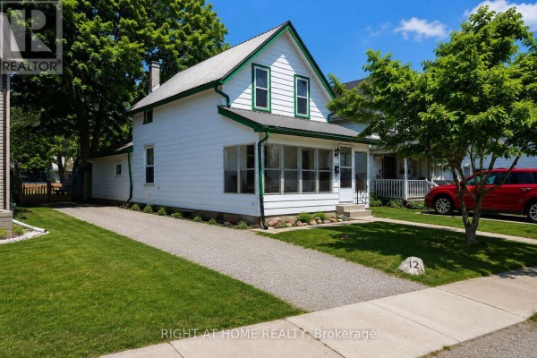 12 Pearl Street, Tillsonburg, ON N4G1L3 Photo 2
