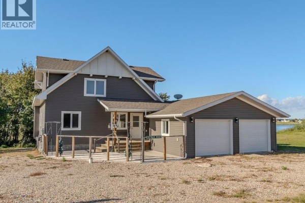 Loft - 1&2 Pelican Lane, Humboldt Lake, SK S0K2A0 Photo 5