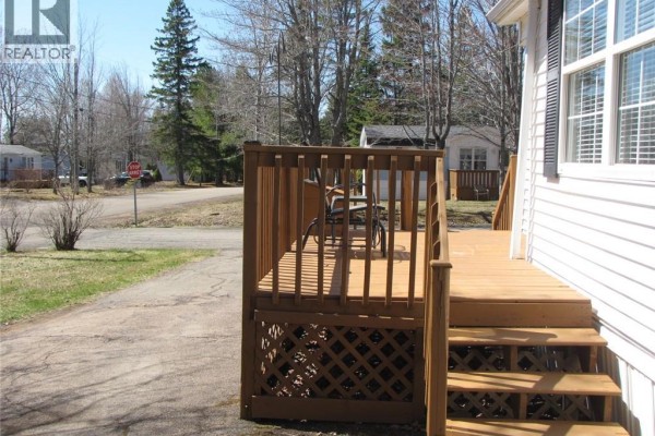 Bath (# pieces 1-6) - 12 Pinetree Street, Moncton, NB E1H2Z6 Photo 4