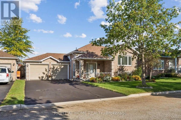 Great room - 12 Player Drive, Barrie, ON L4M6W1 Photo 2