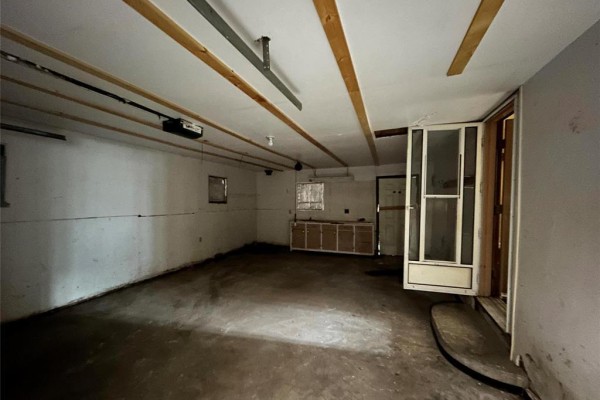 Kitchen - 12 Poplar Street, Pine Falls, MB R0E1M0 Photo 2