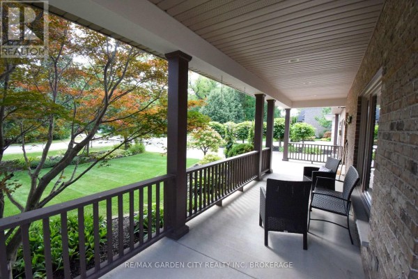 Dining room - 12 Power Glen Road, St  Catharines, ON L2R0E5 Photo 5