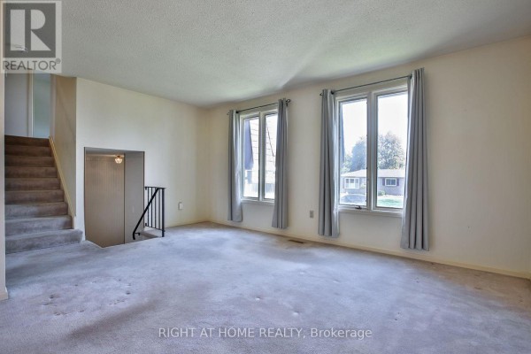 Primary Bedroom - 12 Rogers Road, Kawartha Lakes, ON K9V5C4 Photo 5