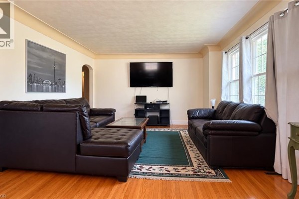 4pc Bathroom - 12 Roseland Avenue, St  Catharines, ON L2M5Z2 Photo 4