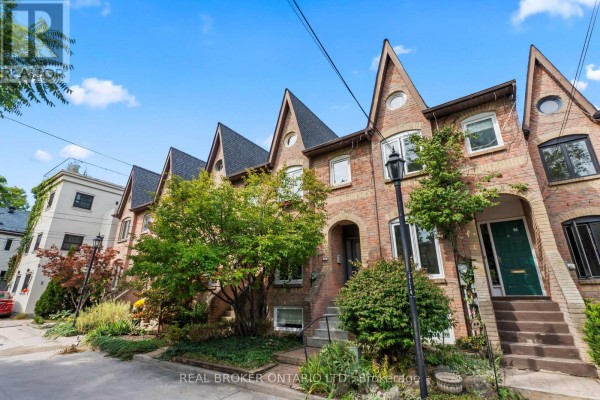 Living room - 12 St. James Court, Toronto, ON M4X1X4 Photo 2