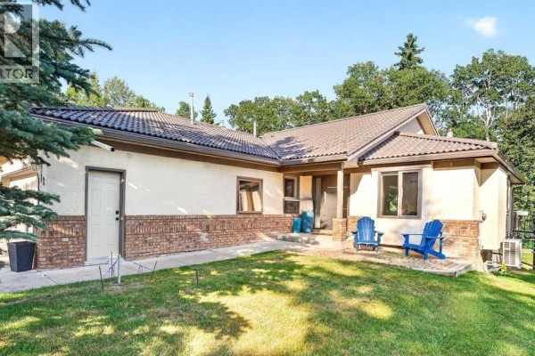 Laundry room - 12 Sunset Way, Priddis Greens, AB T0L1W3 Photo 2