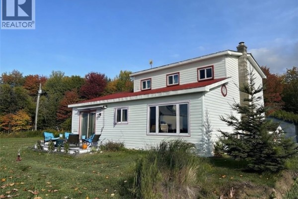 12 Thibodeau Lane, Baie Sainte Anne, NB, photo 2