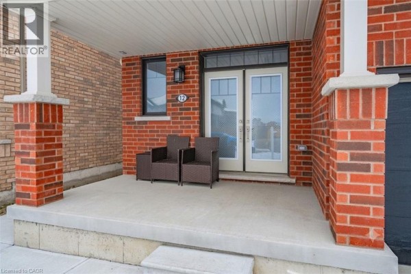 12 Toffee Trail, Stoney Creek, ON, photo 2
