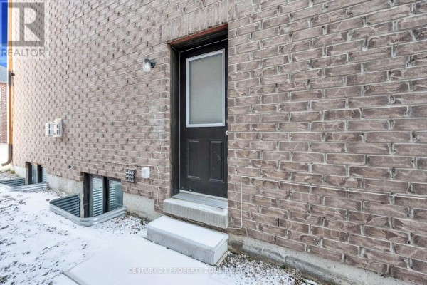 12 Trellanock Road, Brampton, ON L6Y6K8 Photo 3