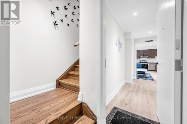 12 Trellanock Road, Brampton, ON L6Y6K8 Photo 4