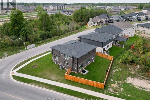 12 Westcott Road, Welland, ON L3C0K9 Photo 4