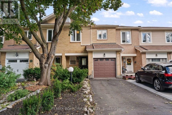 12 Willwood Crescent, Ottawa