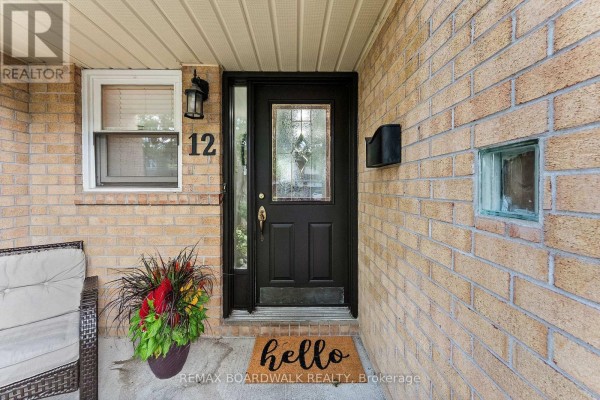 Kitchen - 12 Willwood Crescent, Ottawa, ON K2J4B2 Photo 3
