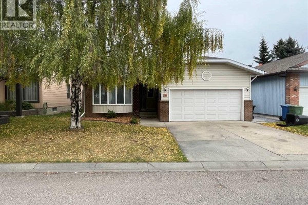 12 Woodmont Rise Sw, Calgary