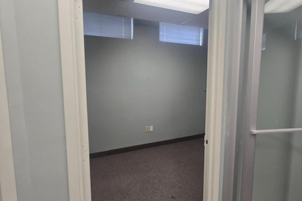 12/102 - 5045 Orbitor Drive, Mississauga, ON, photo 3