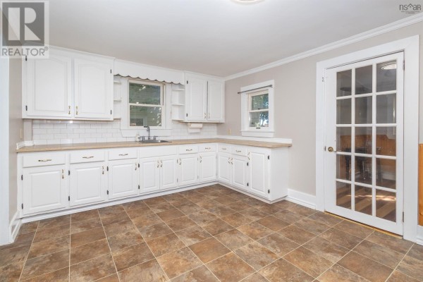 120-124 Colby Street, Sydney, NS B1P3R2 Photo 4