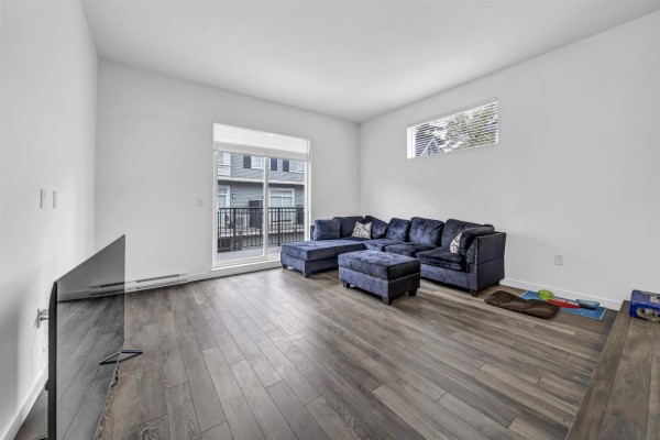 120 15778 85 Avenue, Surrey, BC V4N6W8 Photo 5