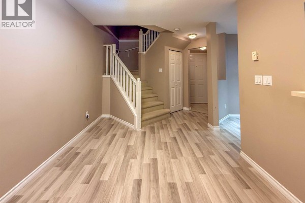 120 2970 Princess Crescent, Coquitlam, BC V3B7R5 Photo 5
