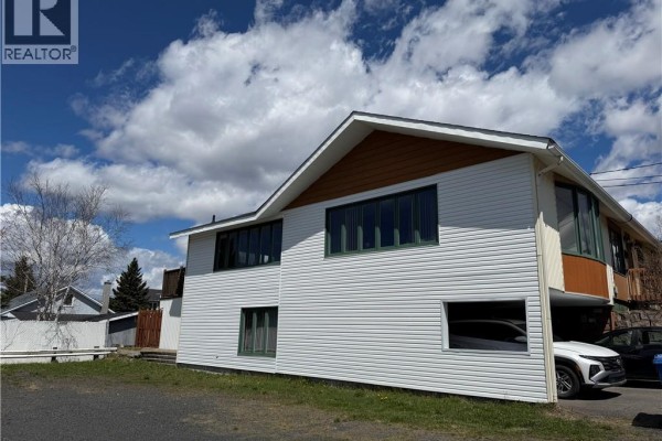 120 44 Avenue, Edmundston, NB E3V3A3 Photo 4