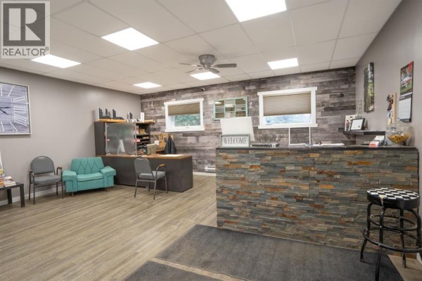 120 4th Avenue E, Three Hills, AB T0M2A0 Photo 5