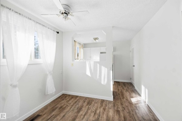 Family room - #120 5231 51 St, Bon Accord, AB T0A0K0 Photo 4