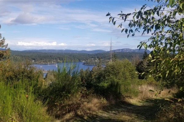 120 Bishops Walk Rd, Salt Spring, BC V8K2W3 Photo 5