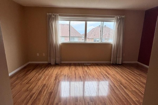 Primary Bedroom - 120 Bunchberry Way, Brampton, ON L6R2E7 Photo 5