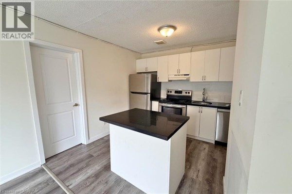 Kitchen - 120 Charles Street Unit# 9, Hamilton, ON L8P3E6 Photo 2