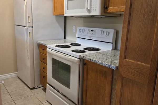 2pc Bathroom - 120 Dudhope Avenue Unit# 16, Cambridge, ON N1R4S1 Photo 4