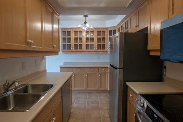 2pc Bathroom - 120 Duke Street Unit# 1201, Hamilton, ON Z1Z1Z1 Photo 4