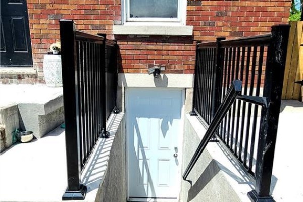 Primary Bedroom - 120 Elmwood Avenue Unit# B, Cambridge, ON N1R4Y6 Photo 2