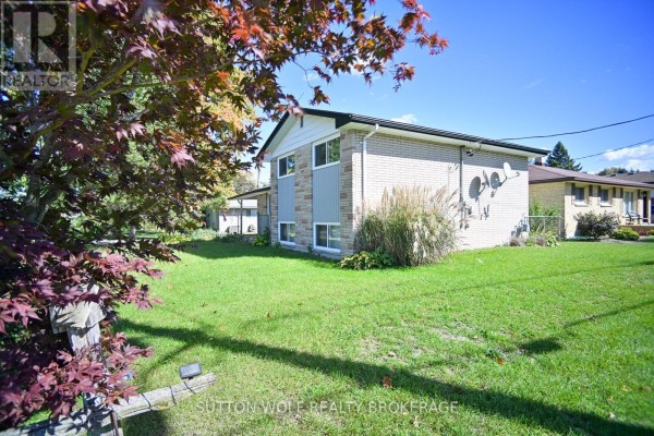 Kitchen - 120 Erie Street, Strathroy Caradoc, ON N7G1C1 Photo 5
