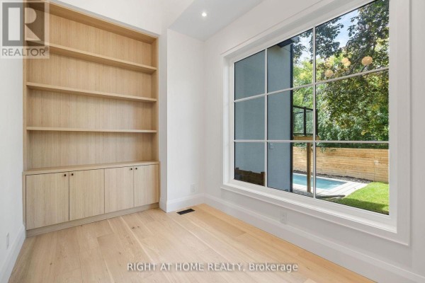 120 Hammell Street, Toronto, ON M3H2P5 Photo 5