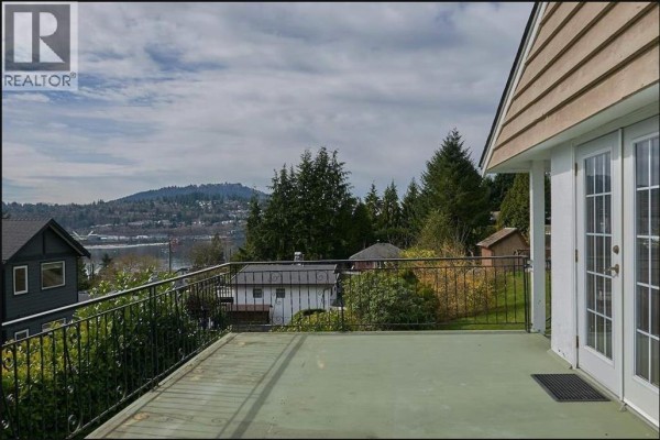 120 Jacobs Road, Port Moody