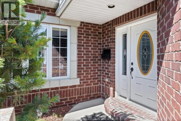 120 Kimball Drive, Essex, ON, photo 3