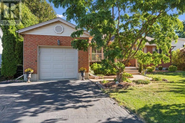 Eating area - 120 Landrex Boulevard, Guelph/eramosa, ON N0B2K0 Photo 3