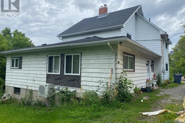 Bathroom - 120 Paget Street, Temiskaming Shores, ON P0J1P0 Photo 2