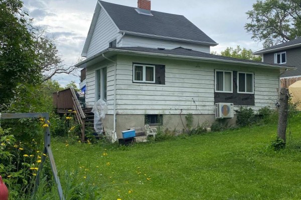 Kitchen - 120 Paget Street, Temiskaming Shores, ON P0J1P0 Photo 5
